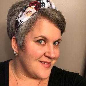 Meet your Posher, Tiffany